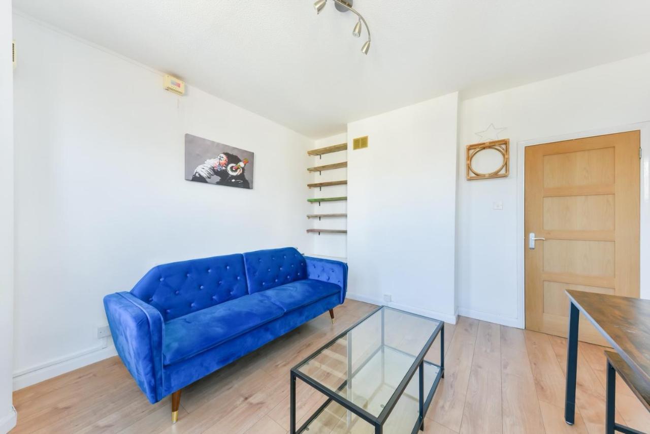 Cozy 1-Bed Apartment In Brixton Londres Exterior foto